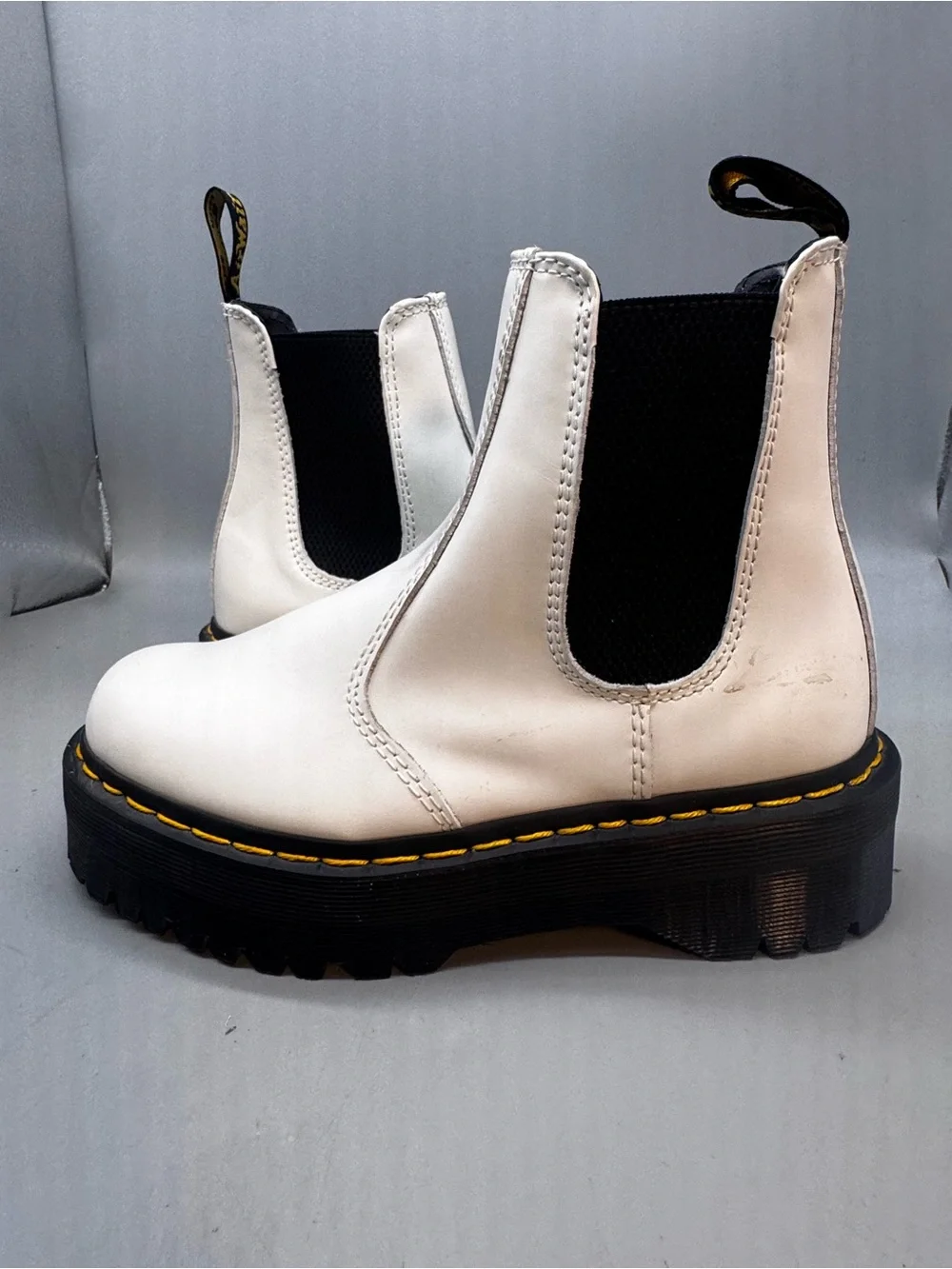 Dr. Martens 2976 Quad Platform Chelsea Boots White Leather Women’s US 7 EU 38